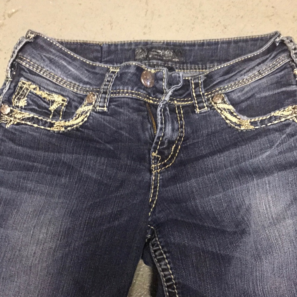 Silver Jeans - Picture 2 of 4